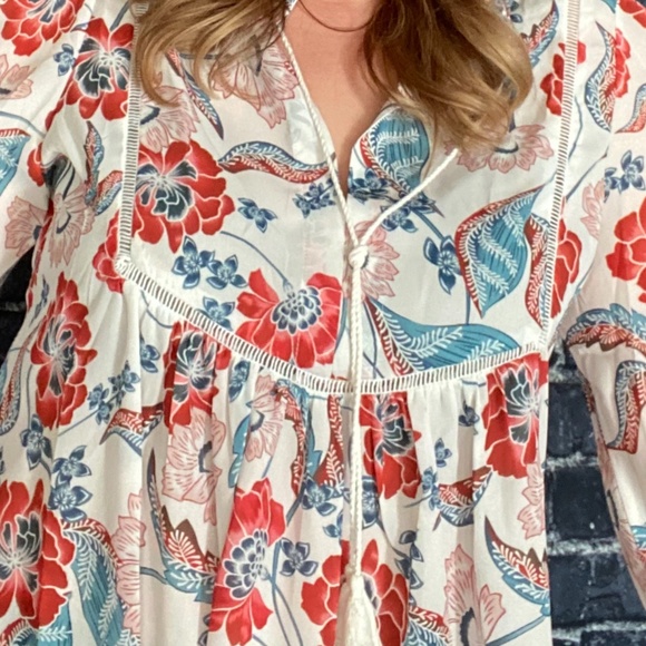 Floral top - Picture 3 of 4